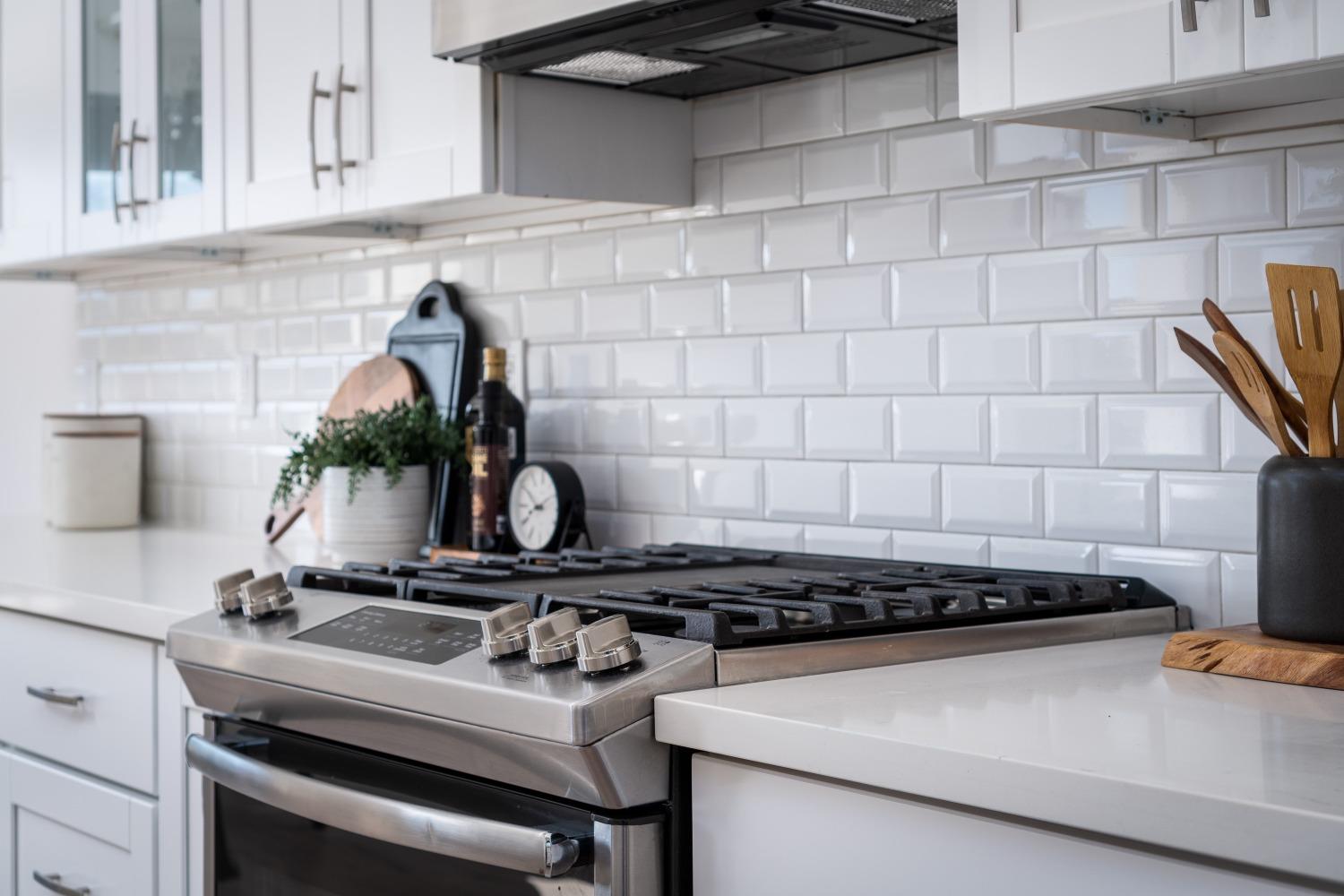 3262 Country Club Drive