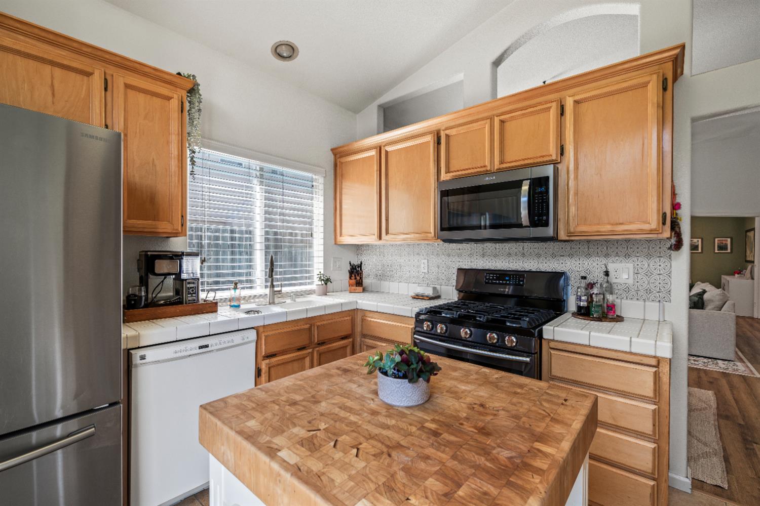 5004 Birchwood Court