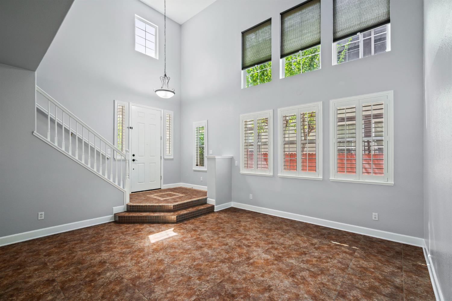 2764 Rogue River Circle