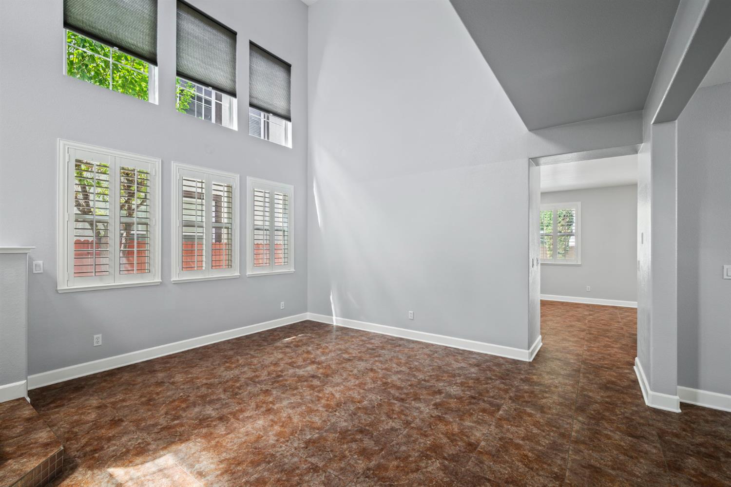 2764 Rogue River Circle