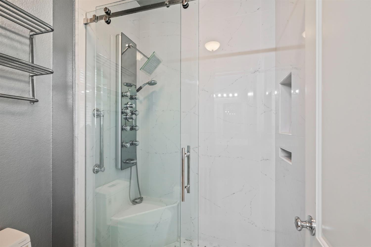 2764 Rogue River Circle