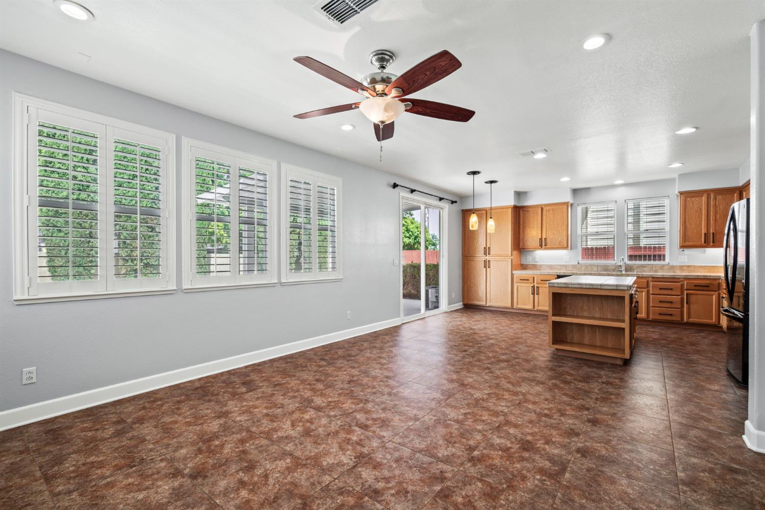 2764 Rogue River Circle