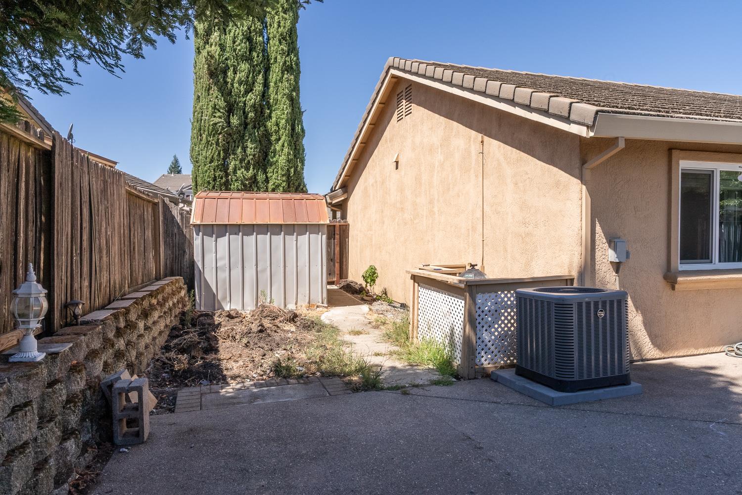 4733 Thoreau Drive