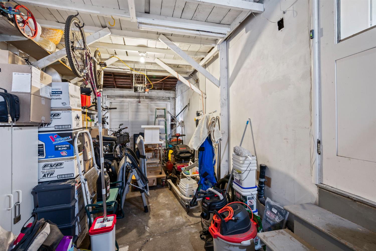 1204 El Monte Avenue