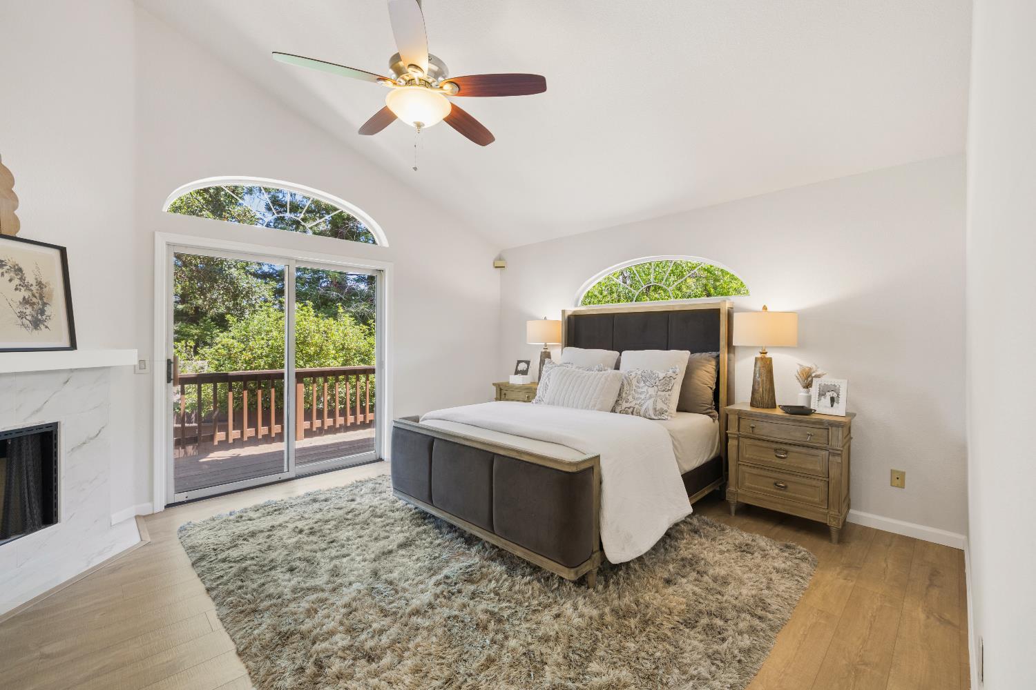 2964 Ridgeview Drive