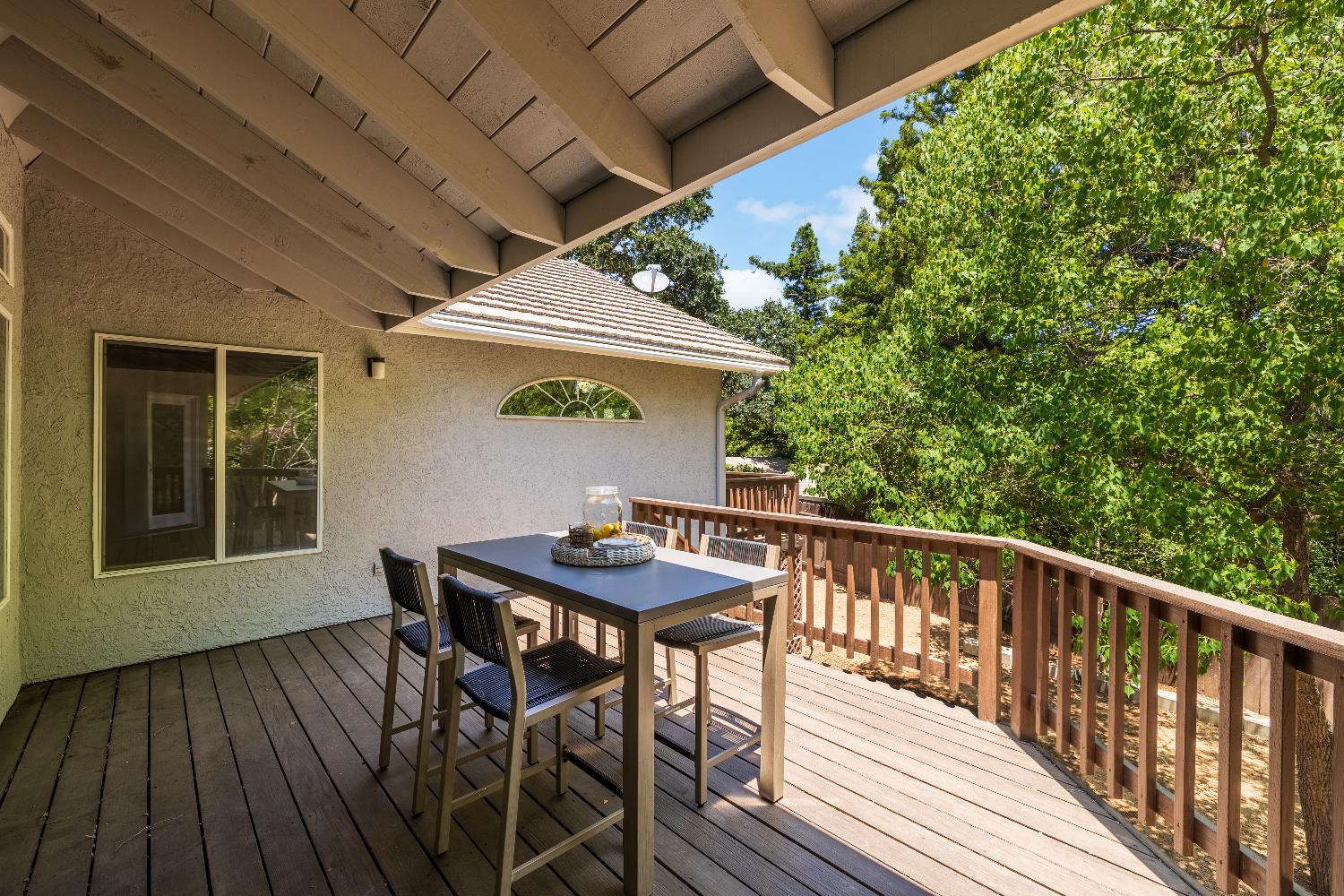 2964 Ridgeview Drive