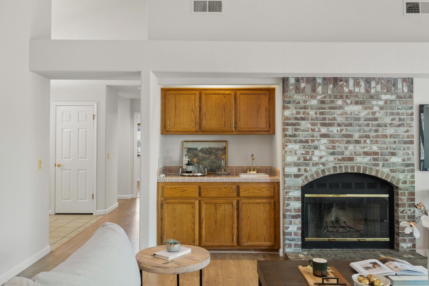 2964 Ridgeview Drive