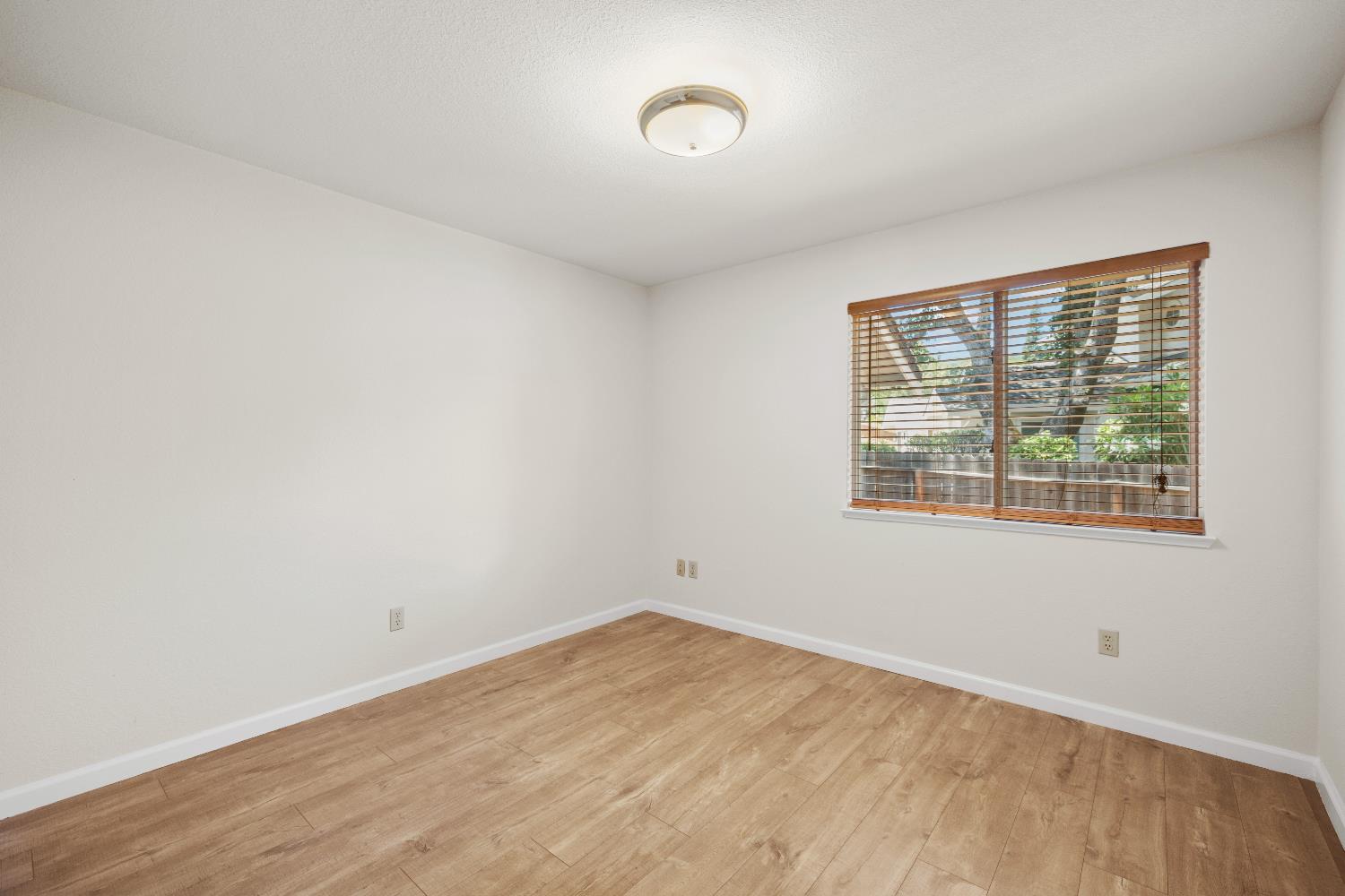 2964 Ridgeview Drive