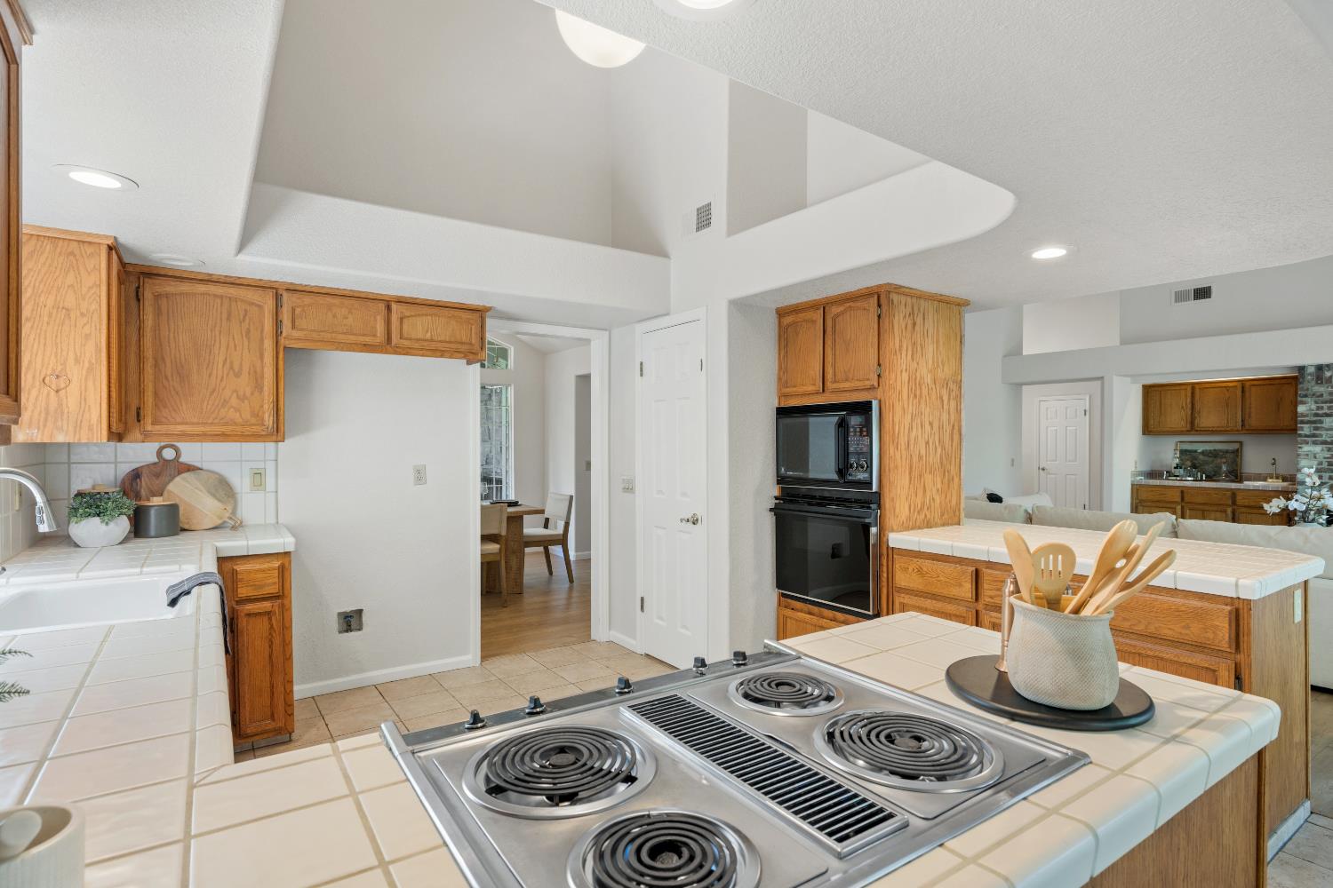 2964 Ridgeview Drive