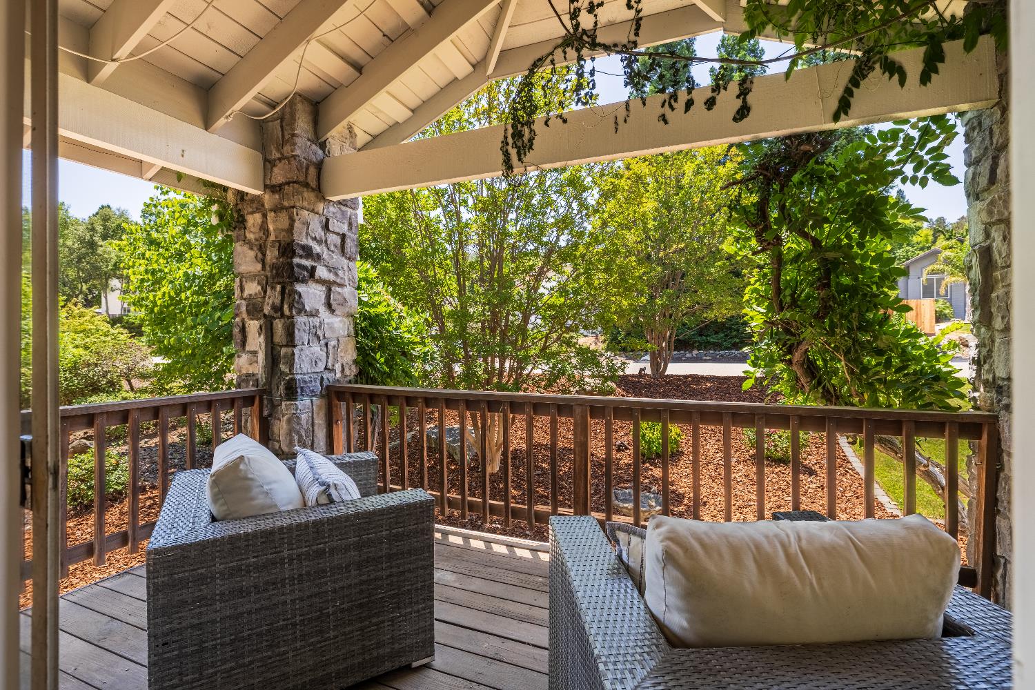 2964 Ridgeview Drive