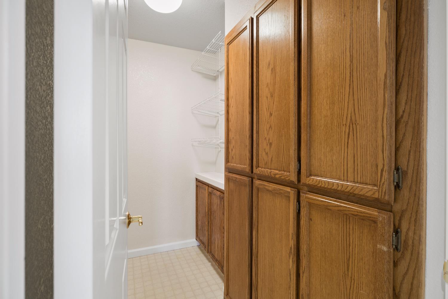 2964 Ridgeview Drive