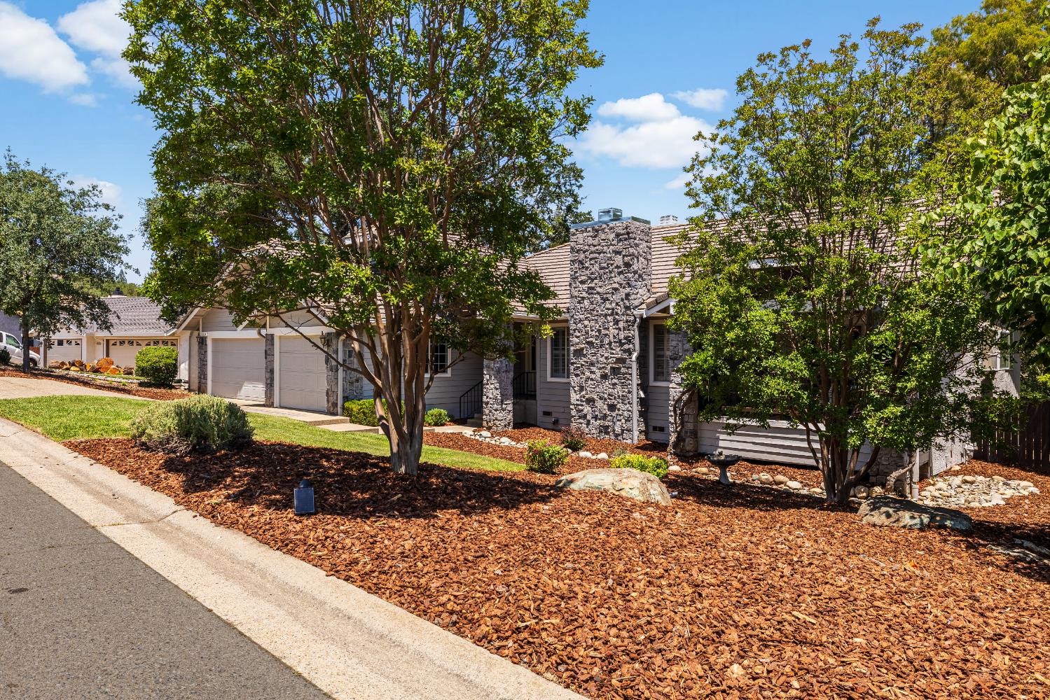 2964 Ridgeview Drive