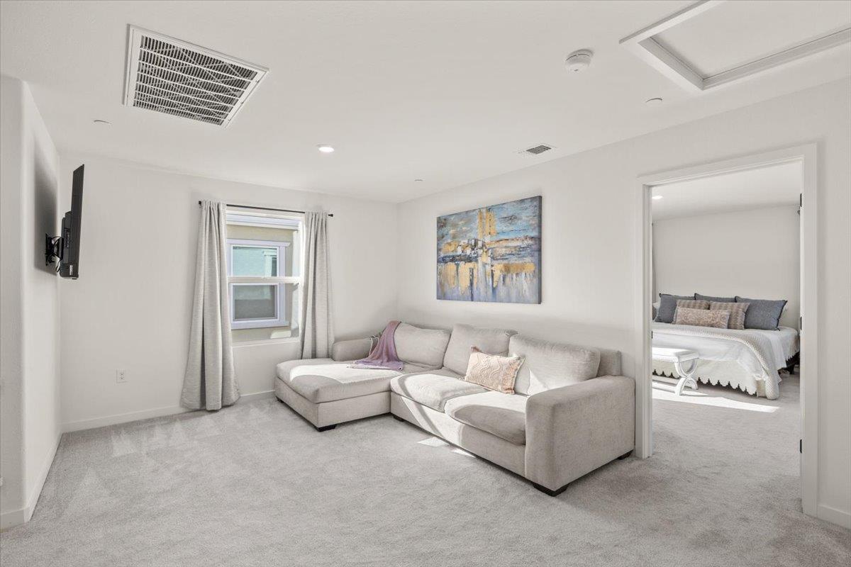 3193 Arbor View Drive