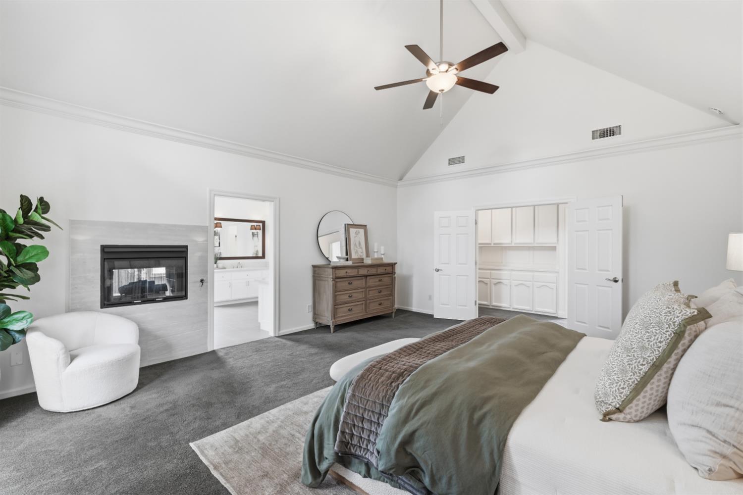 2201 Ellesworth Place