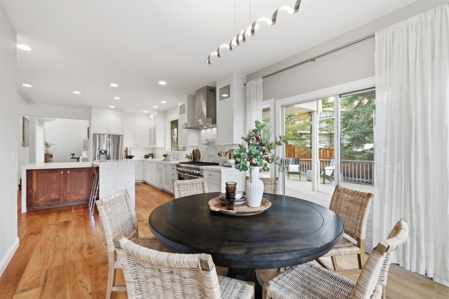 2201 Ellesworth Place