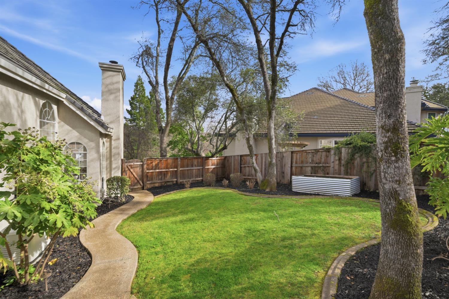 2201 Ellesworth Place