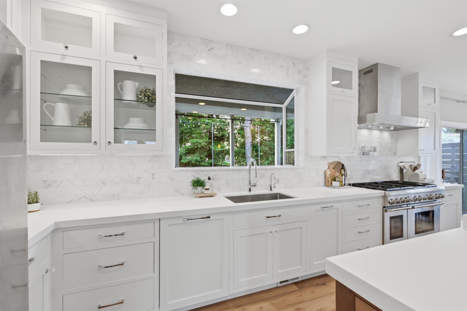 2201 Ellesworth Place