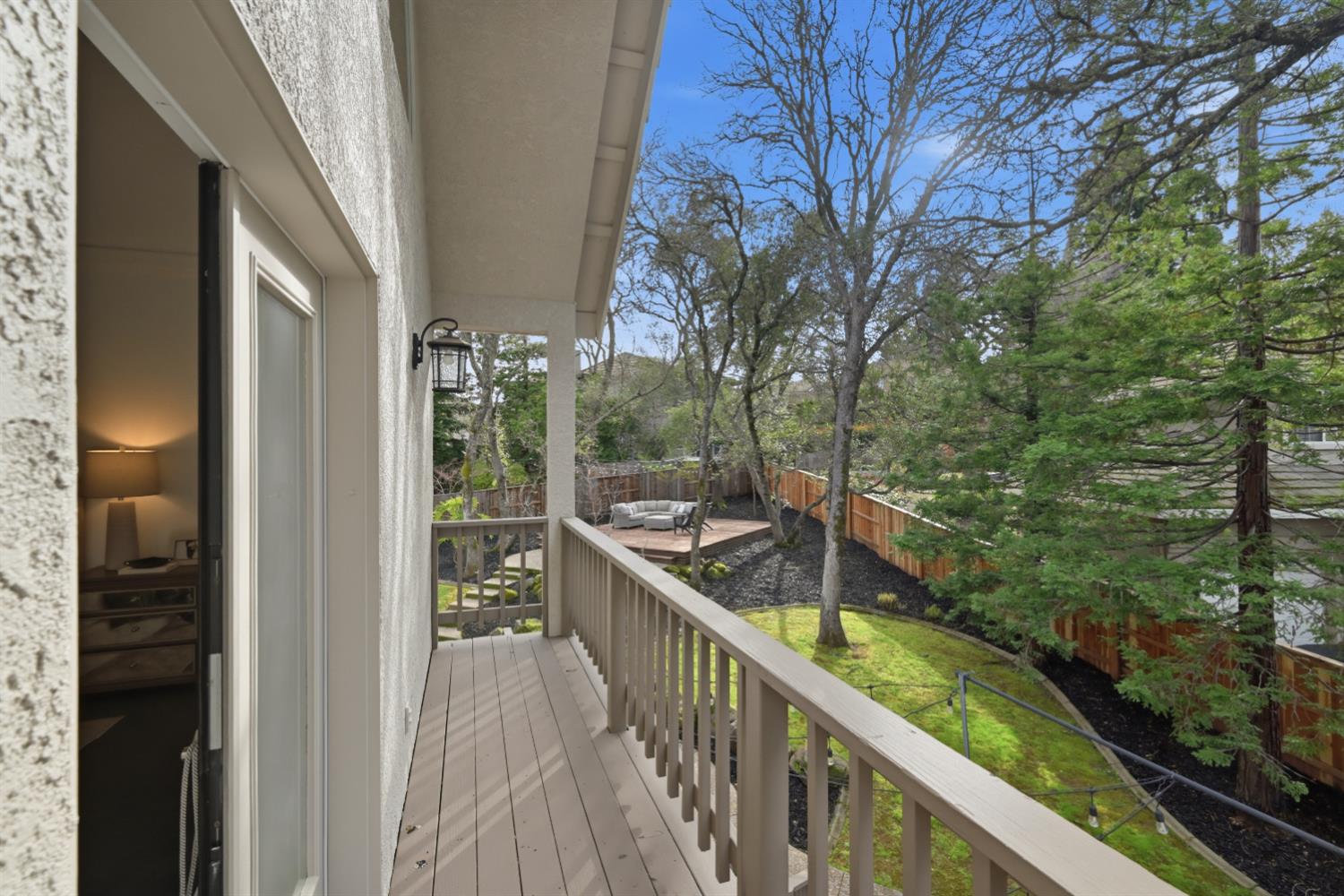 2201 Ellesworth Place