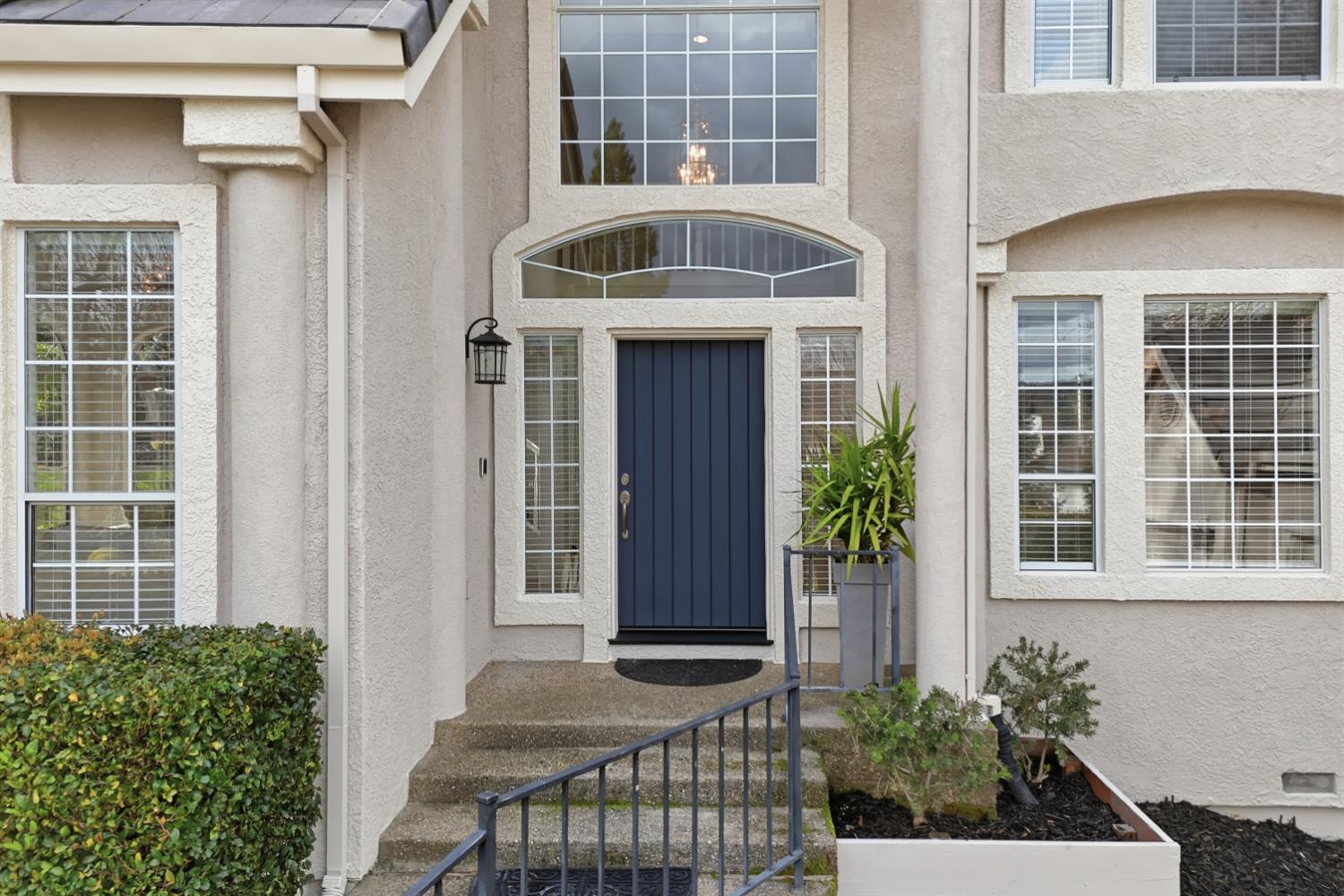 2201 Ellesworth Place