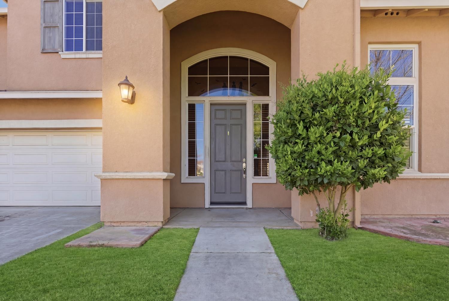 2153 Saddlebrook Way