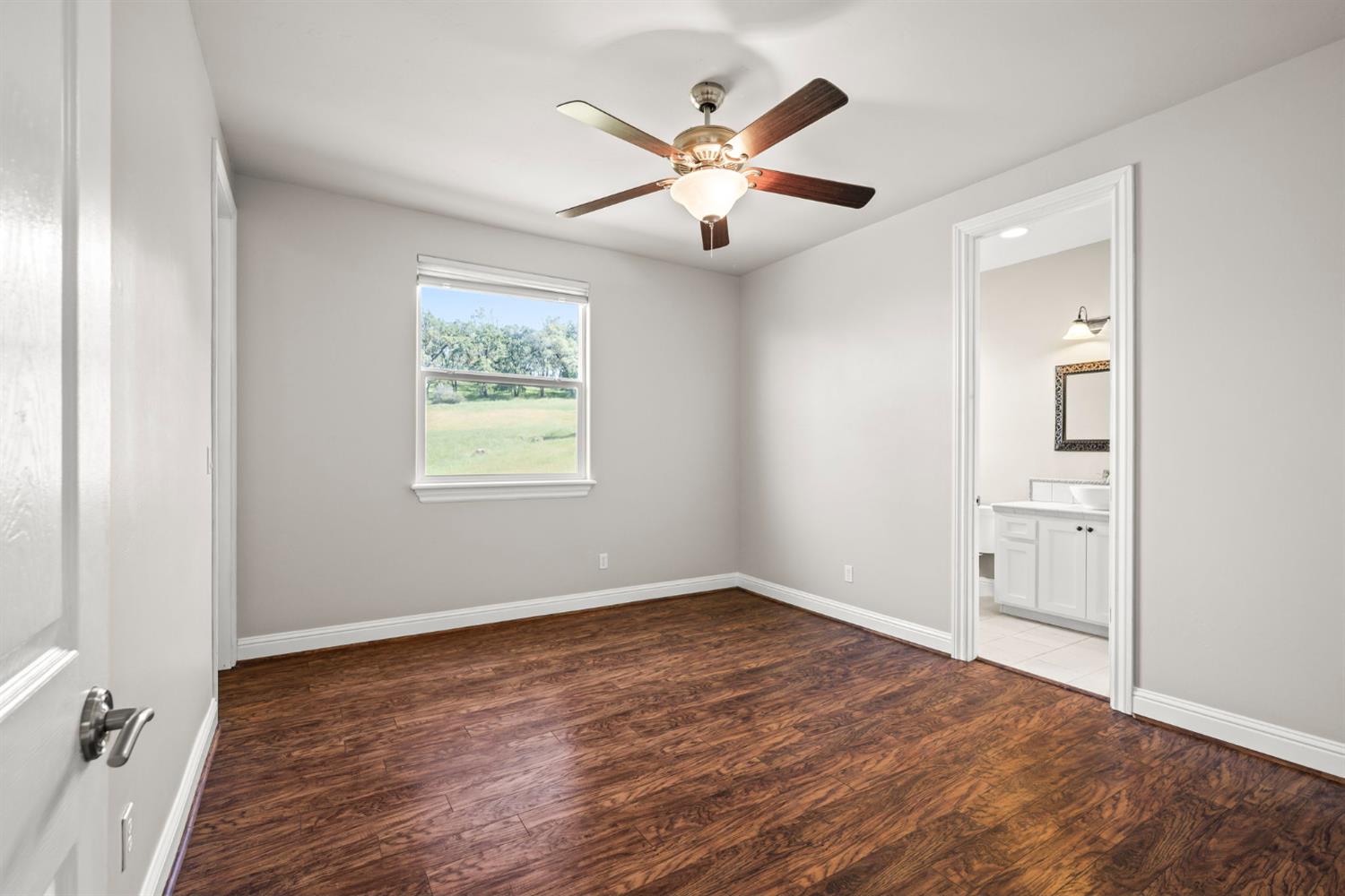 6439 Caddie Court
