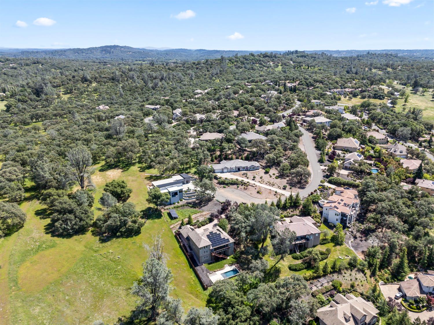 6439 Caddie Court