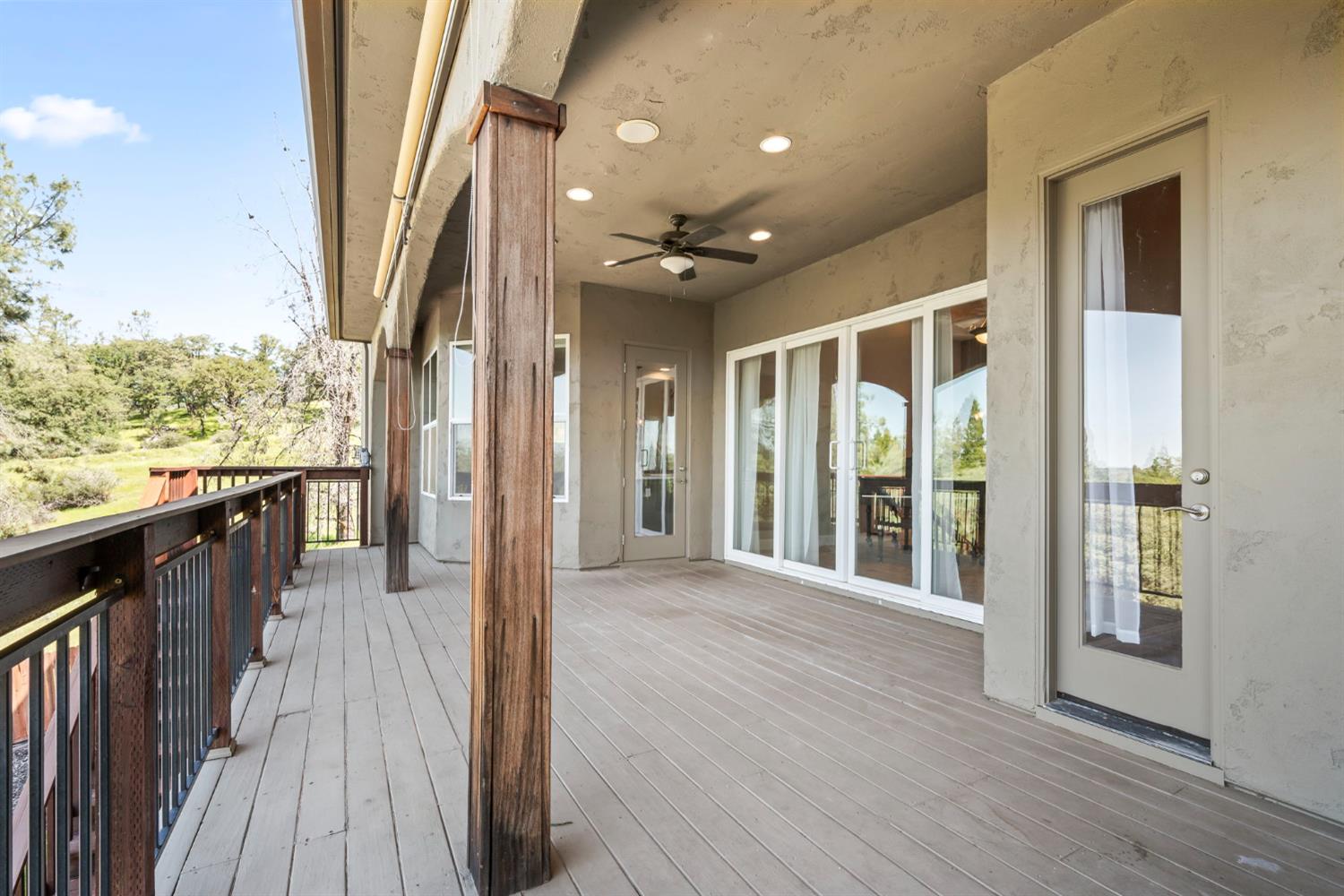 6439 Caddie Court