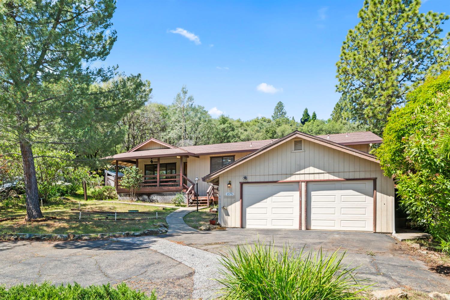 1575 American River Trail