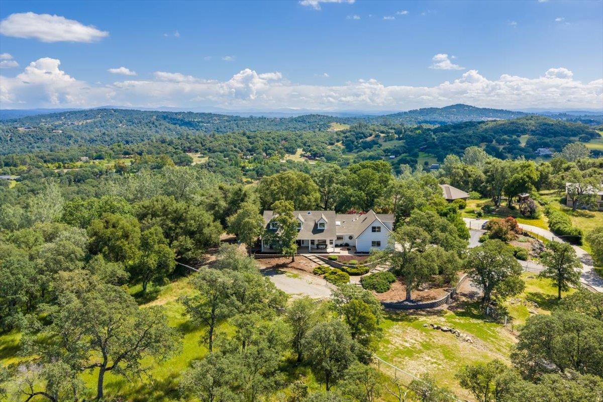 1200 W El Largo Drive