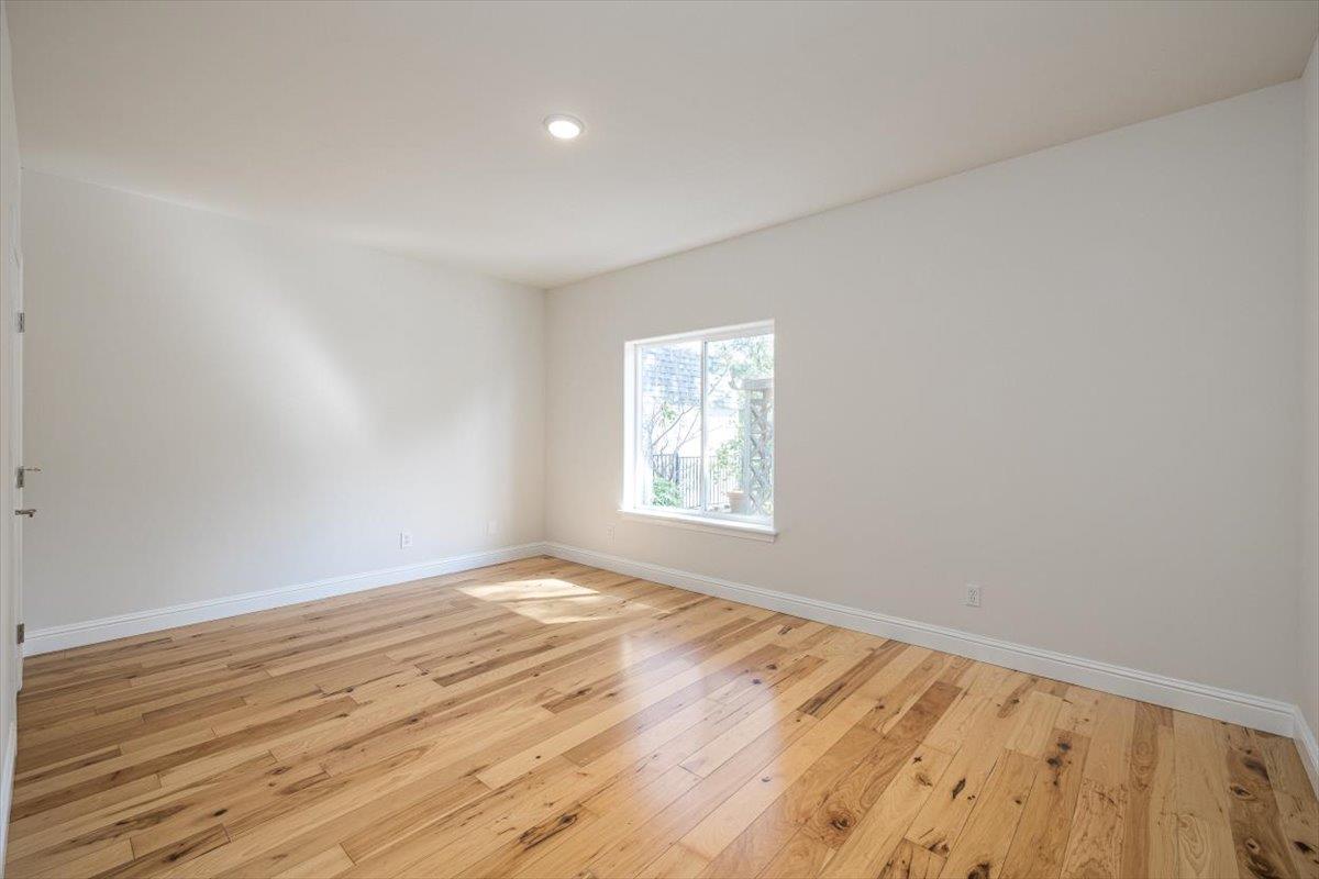1200 W El Largo Drive