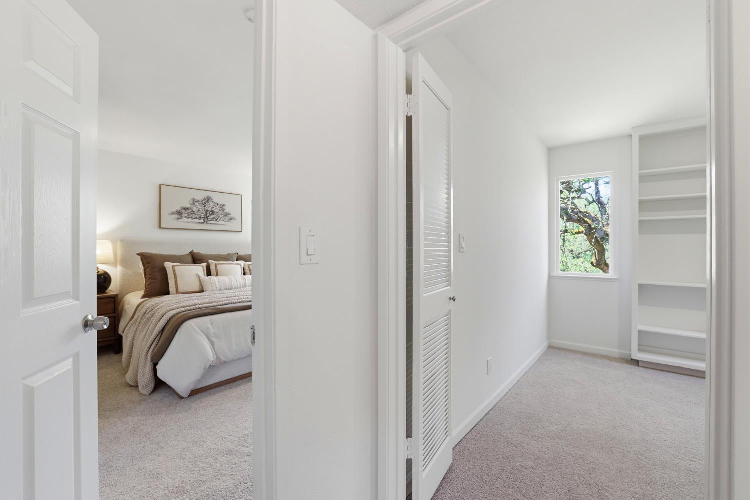 2873 King Edward Drive