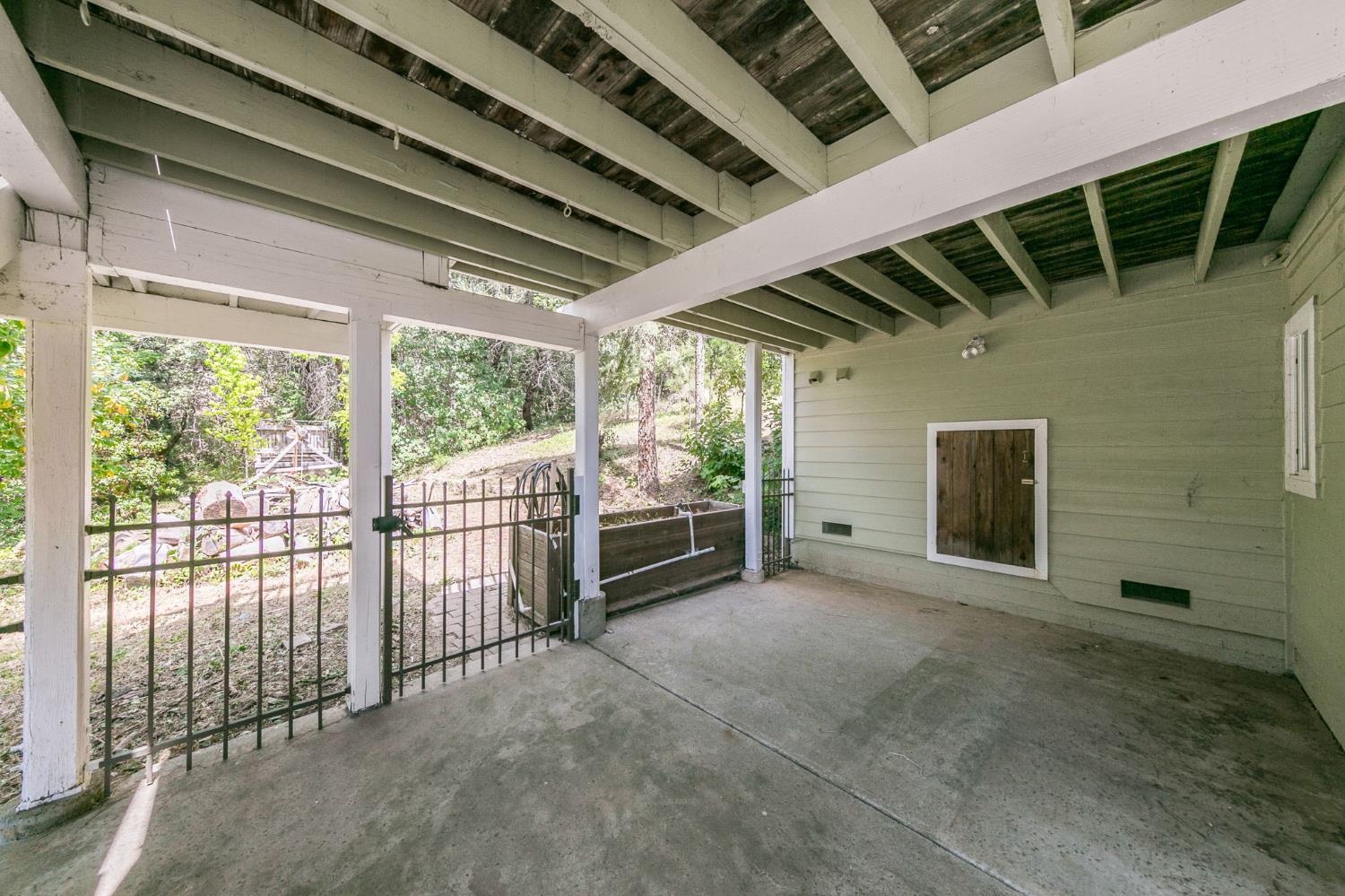 6060 Keeble Lane