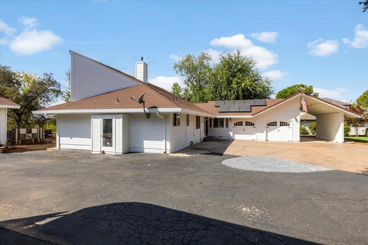 3920 Crosswood Drive