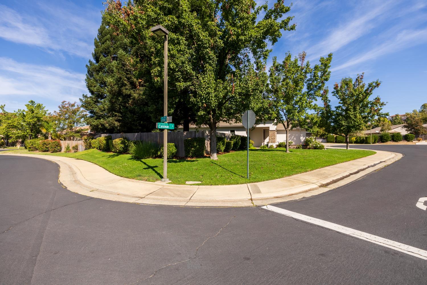 1626 Caislean Way