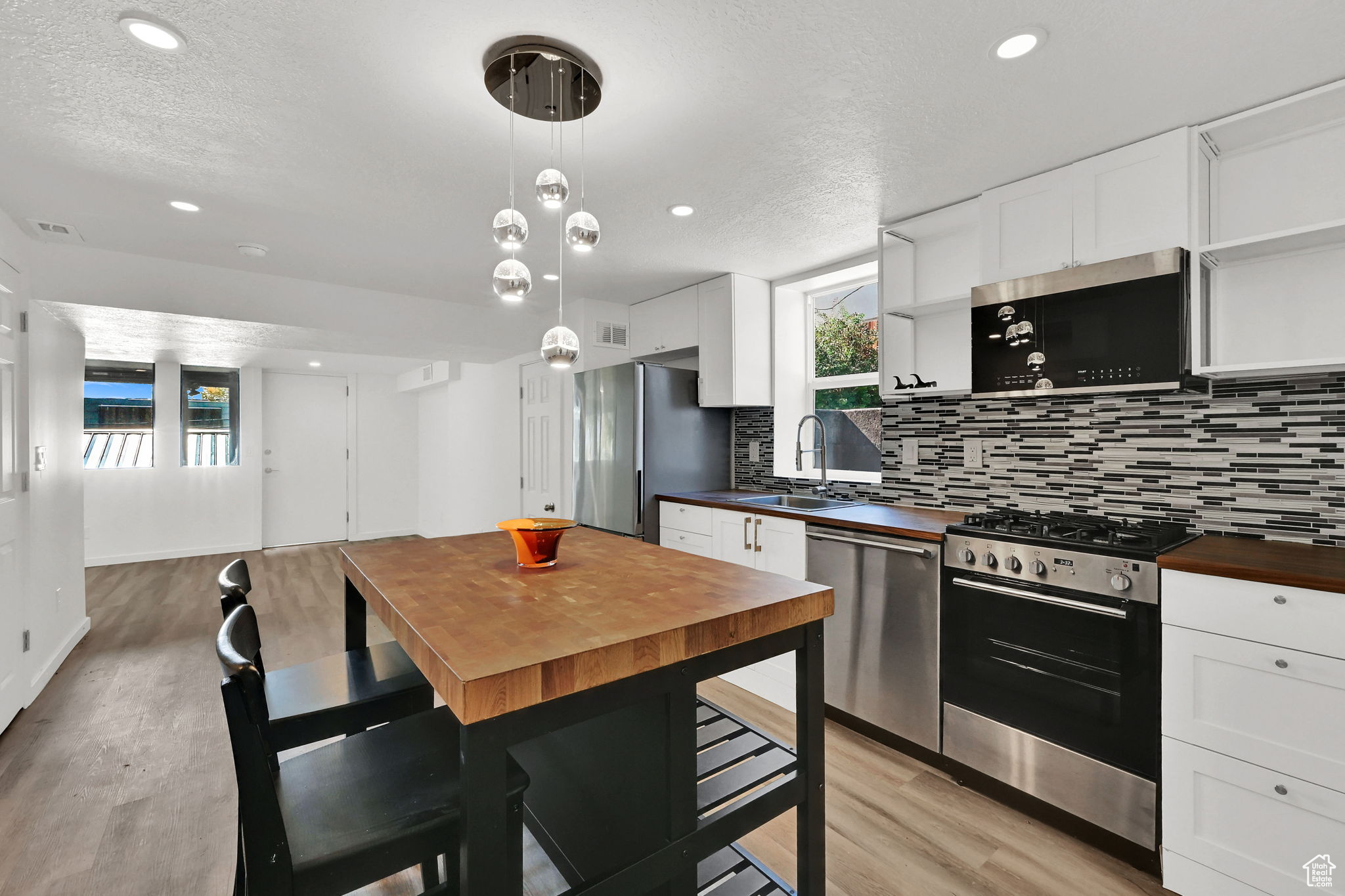 564 E 11TH AVE #A