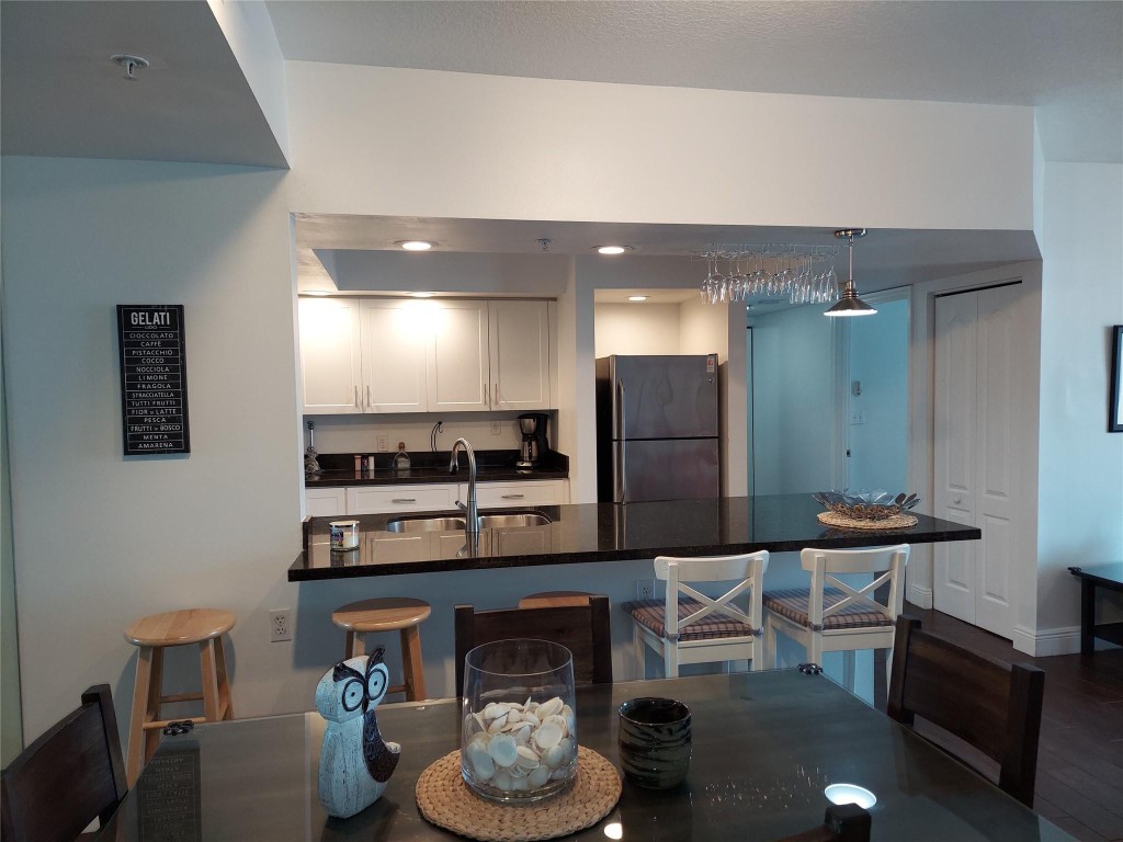 100 N Federal Hwy 840