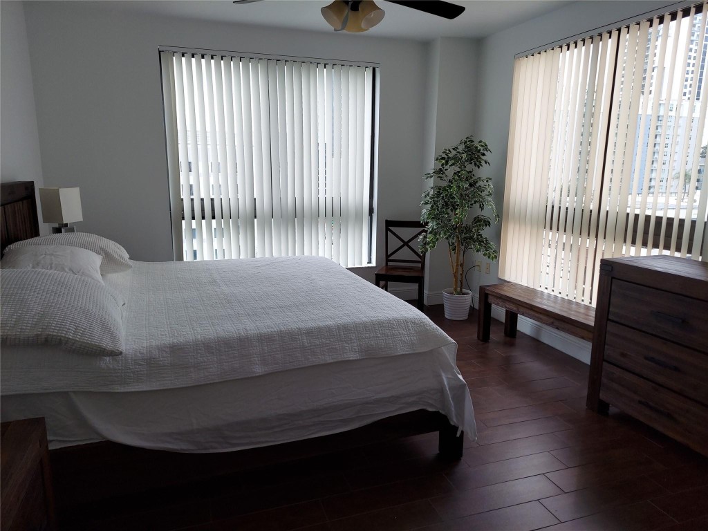 100 N Federal Hwy 840