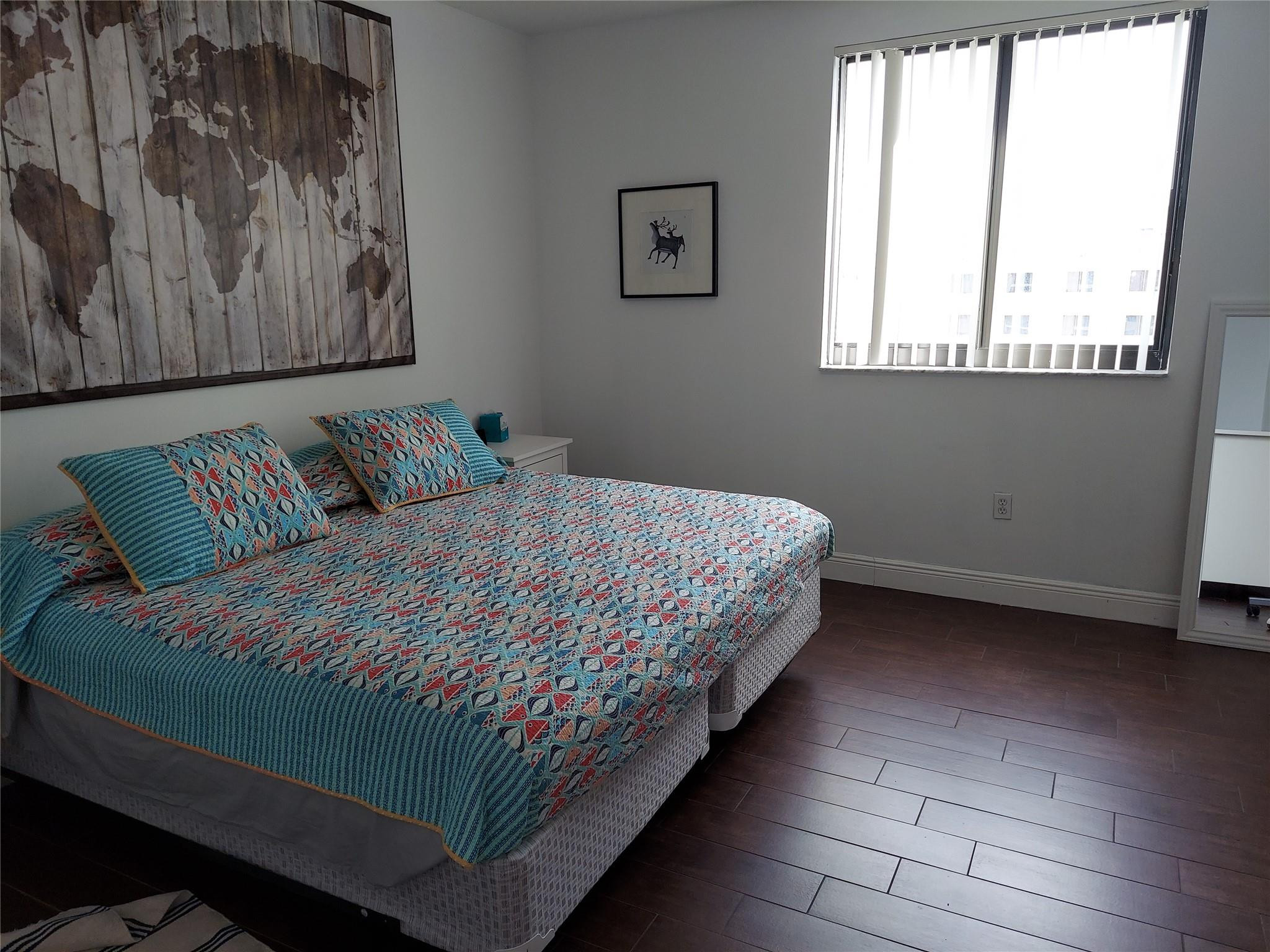 100 N Federal Hwy 840