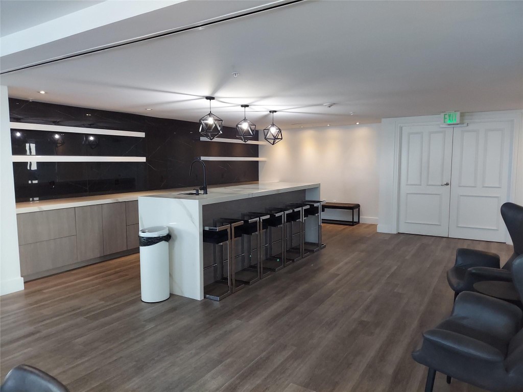 100 N Federal Hwy 840