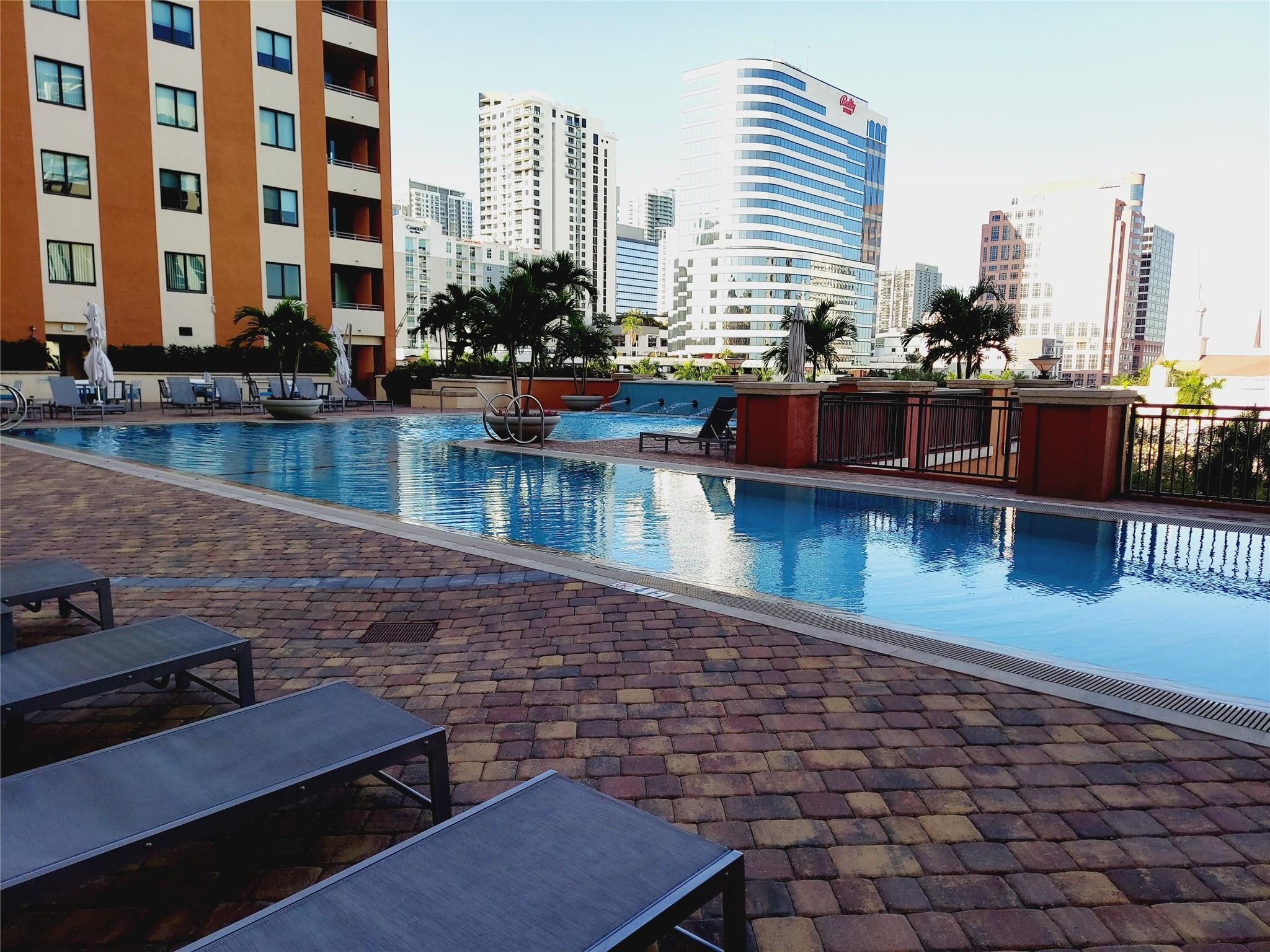 100 N Federal Hwy 840