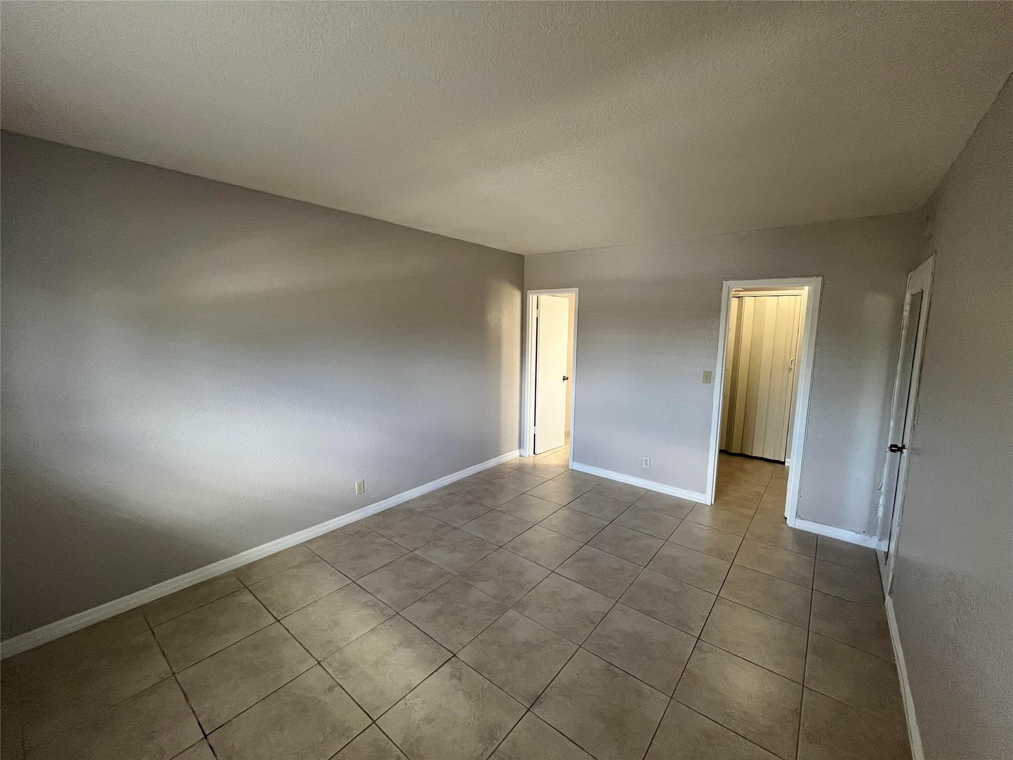 2020 NE 56TH ST 208
