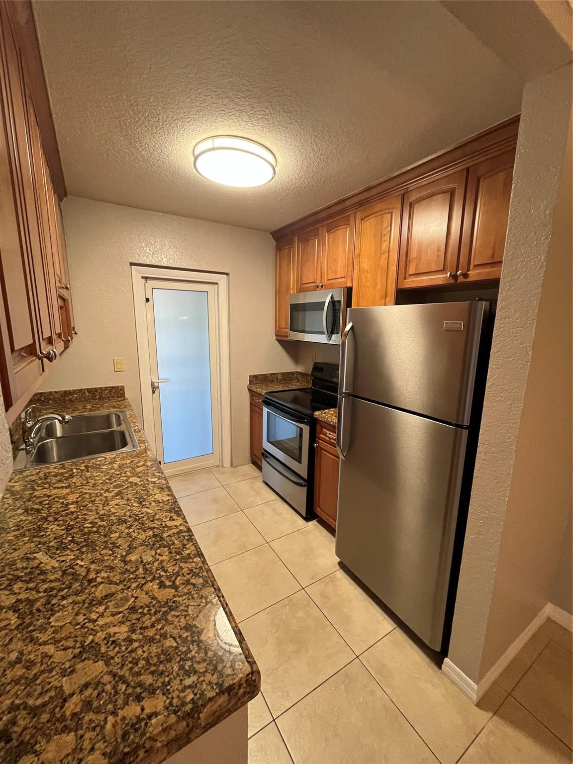 2020 NE 56TH ST 208