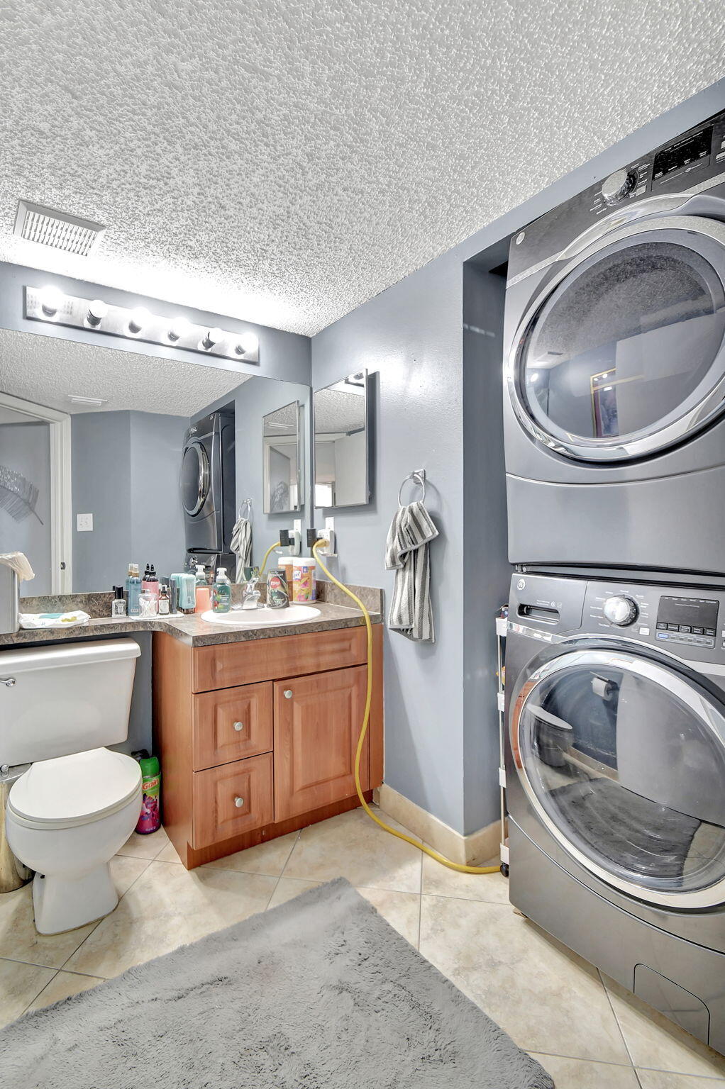 10204 Glenmoor Drive