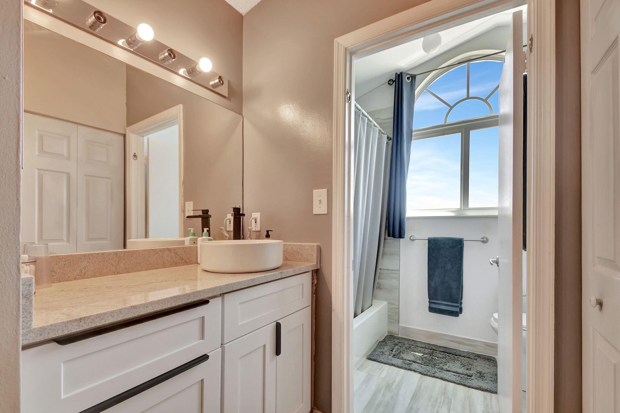 10204 Glenmoor Drive