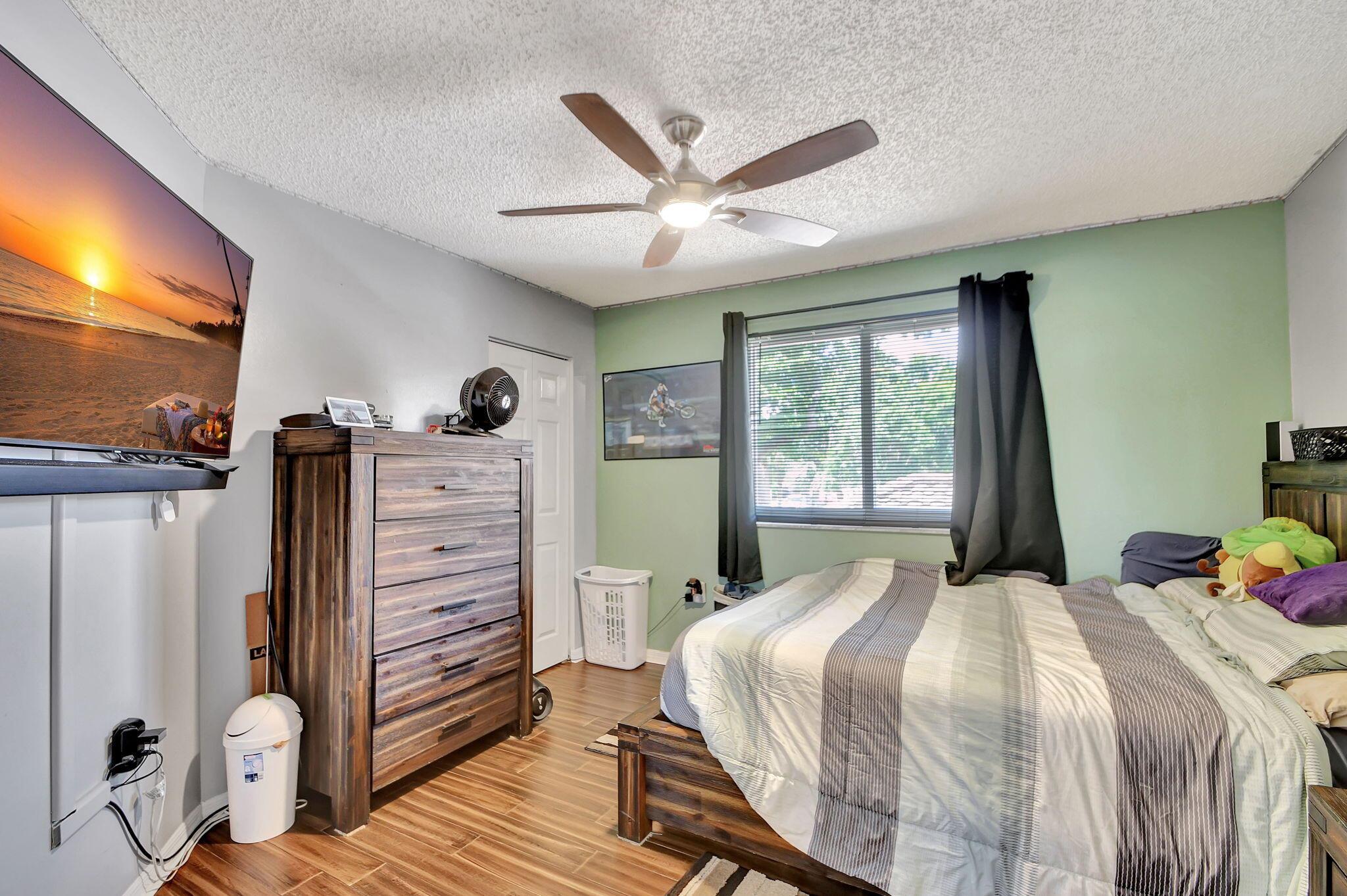 10204 Glenmoor Drive