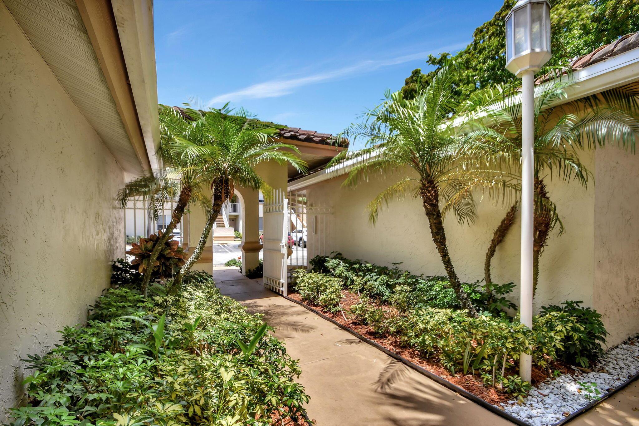 10204 Glenmoor Drive