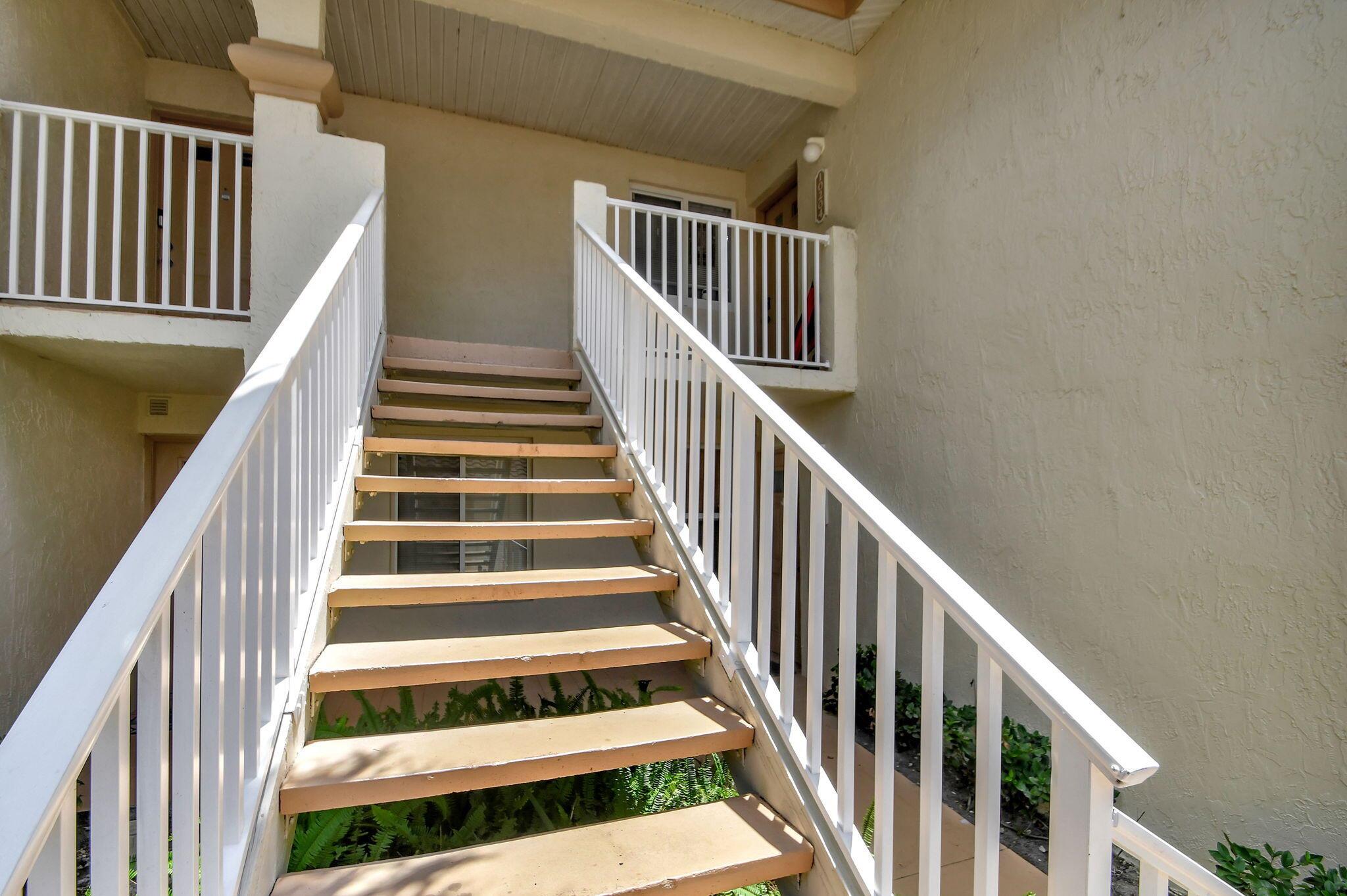 10204 Glenmoor Drive