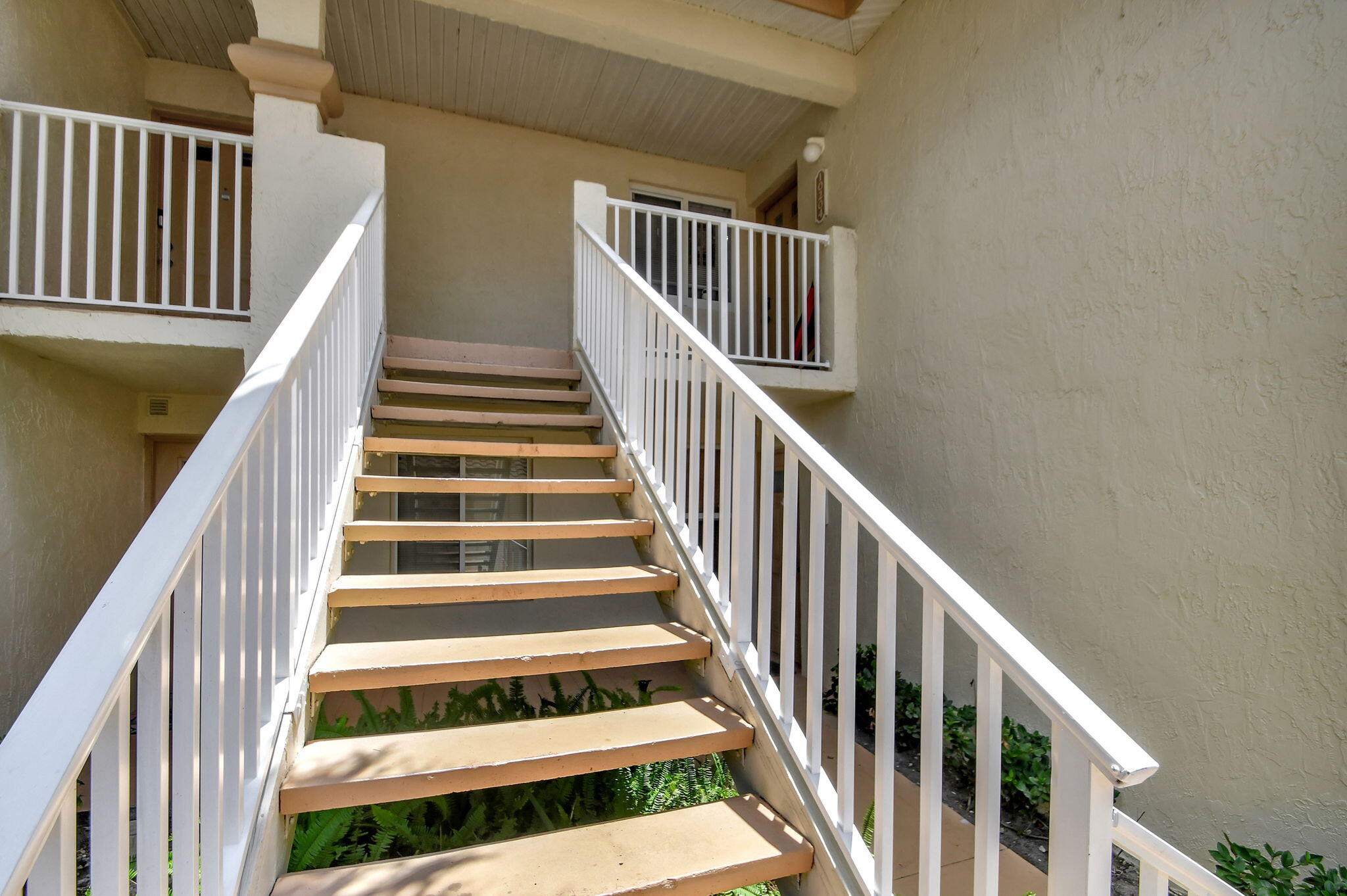 10204 Glenmoor Drive