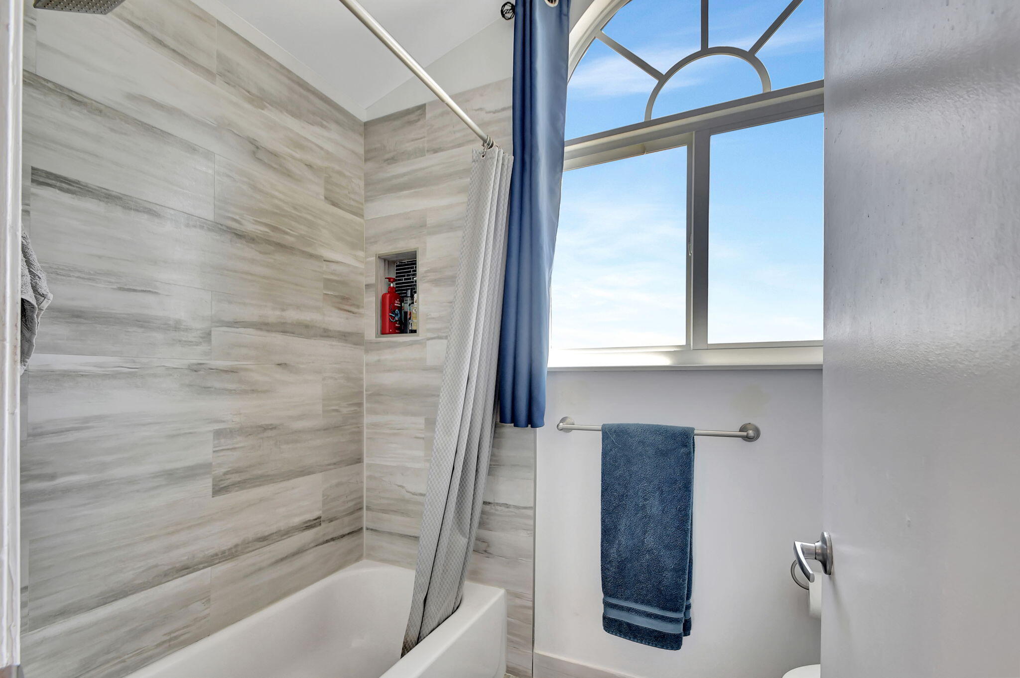 10204 Glenmoor Drive