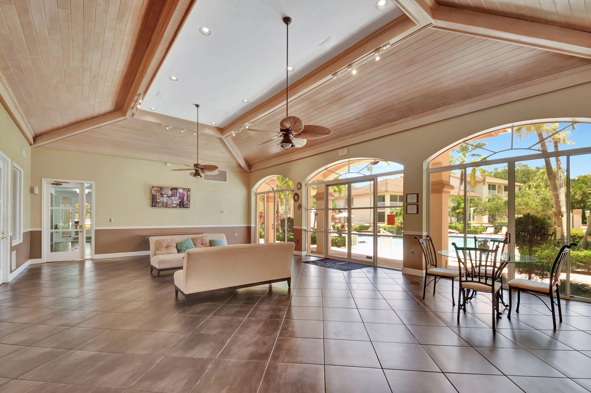 10204 Glenmoor Drive